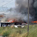  Arnavutköy’de korkutan yangın barakada çıktı binaya sirayet etti