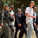 Le ministre israélien Ben-Gvir s'introduit dans la mosquée Al-Aqsa pour célébrer l'occupation de Jérusalem-Est