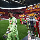 Muslera son maçına çıktı! Oyundan alınırken yaptığı hareket futbolseverleri duygulandırdı