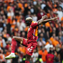 Osimhen çılgına döndü! Başakşehirli oyuncuyu soyunma odası koridoruna çağırdı