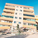 Dışı boyalı içi çürük binalara dikkat