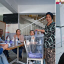 İzmir'de seçmenler sandığa gitti