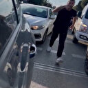 Marmaray'daki darp skandalından sonra Maltepe'de de aynı manzara: Çocuklarının yanında kadının yüzüne telefonu fırlattı