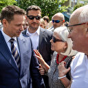 Ouverture des bureaux de vote pour le second tour de la présidentielle en Pologne