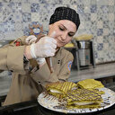 Sıcaklıklar arttı, talep patladı: Adana'da katmer, künefe değil her gelen bunu istiyor