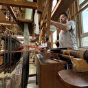 İlmek ilmek tarih: 182 yıllık miras sarayları renklendiriyor