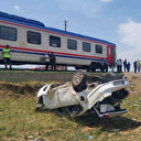 Muş'ta tren otomobile çarptı: Sürücü yaralandı