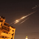 İran İsrail'e yeniden balistik füze saldırılarına başladı