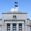 İngiltere Merkez Bankası politika faizini yüzde 4,25'te sabit bıraktı