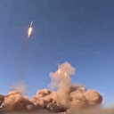 İran İsrail'in komuta merkezlerini vurduğu füzelerin ateşleme görüntüsünü paylaştı