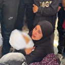 Gazzeli anne işgalcilerin katlettiği oğluna son kez sarıldı