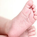 Kuzey Kore'de bir ilk: Beşiz bebek dünyaya geldi