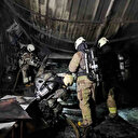 Bahçelievler'de oto tamirhanede korkutan yangın: Çok sayıda araç kullanılamaz hale geldi