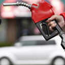 Benzin ve motorine zam geldi: Tabela değişti