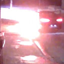 Evi kundaklamak isterken bindikleri otomobili yaktılar