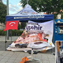 AK Parti standına zarar veren şüpheli kısa sürede yakalandı