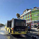 Sultangazi'de İETT otobüsü seyir halindeyken alev aldı