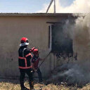 Samanlık deposunda yangın: 200 balya saman kül oldu
