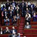 LFI met en garde : "Tous ceux qui ne voteront pas la censure seront complices de la macronie"