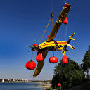 Adana'da uçak baraj gölüne düşmüştü: Enkazı böyle çıkarıldı