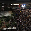 Tel Aviv'de yüzlerce İsrailli protesto düzenledi