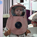 Güneşe hasret: Küçük Cemile kuzenleriyle hayata tutunuyor