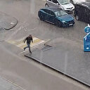 Erzurum’da sağanak yağmur hayatı felce uğrattı