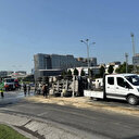 Bahçelievler'de kontrolden çıkan beton mikseri yola devrildi
