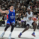 Beşiktaş Anadolu Efes'i farklı mağlup etti: Seride eşitlik var | ÖZET
