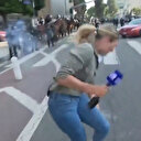 Avustralyalı muhabir ABD protestolarında plastik mermiyle vuruldu