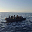 Ayvacık'ta 16'sı çocuk 23 kaçak göçmen kurtarıldı
