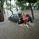 Pakistan'da muson yağmurlarının yol açtığı sellerde can kaybı 87'ye yükseldi