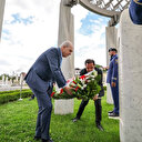 TBMM Başkanı Kurtulmuş Aliya İzzetbegoviç'in kabrini ziyaret etti