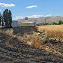 Elazığ'da bir tarlada bilinmeyen nedenle yangın çıktı: 23 dönüm buğday kül oldu
