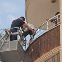 Yangın merdiveni alev aldı: 5 kişi hastaneye kaldırıldı