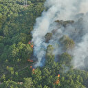 Gebze'de ormanlık alanda çıkan yangın havadan görüntülendi