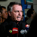 Trump critique le Brésil pour le procès de Bolsonaro et avertit que les États-Unis "surveillent de près"