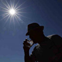 Fransa'da kavurucu sıcaklar yüzünden 2 kişi hayatını kaybetti