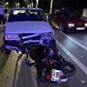 Otomobil ve motosiklet birbirine girdi: Yaralılar var