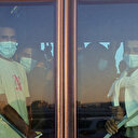 Girit ve Gavda adaları açıklarında kurtarılan göçmenler Pire'ye getirildi