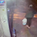 Canlı bebeği çöpe attı: Çöplerini dökmeye gelen vatandaşlar 'bunu nasıl vicdansızlıktır' diyerek duruma isyan etti