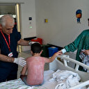 Güneşte 4 saat kaldı, ikinci derece yanıkla hastanelik oldu: Uzman isimden "Yanık alanına yoğurt, salça, diş macunu sürmeyin" uyarısı