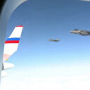 ABD'ye ait F-22 savaş uçakları Putin'in uçağına eşlik etti