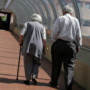 Almanya'da 'Zenginler daha çok yaşıyor' tartışması