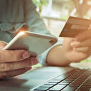 Evin eksiklerini tamamlamak  isteyen yeni evli çift dolandırıcıların kurbanı oldu: Tüm birikimlerini kaybettiler