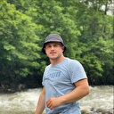 Tutukluk yapan silahıyla oynarken kendisini kalbinden vurdu 