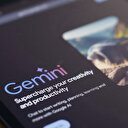 Une requête à Gemini consomme moins d'énergie que regarder 9 secondes de télé, affirme Google