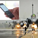 Casusluk yapan savaş uçağı pilotunu ve kız arkadaşını mesajlaşmaları yakalattı