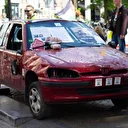 Hollanda'da temsili olarak işgalci İsrail'in Gazze'de katlettiği 6 yaşındaki Hind'in içinde bulunduğu araç sergilendi