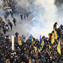 Hizbullah destekçileri hükümetin silahların toplanması kararını protesto etti